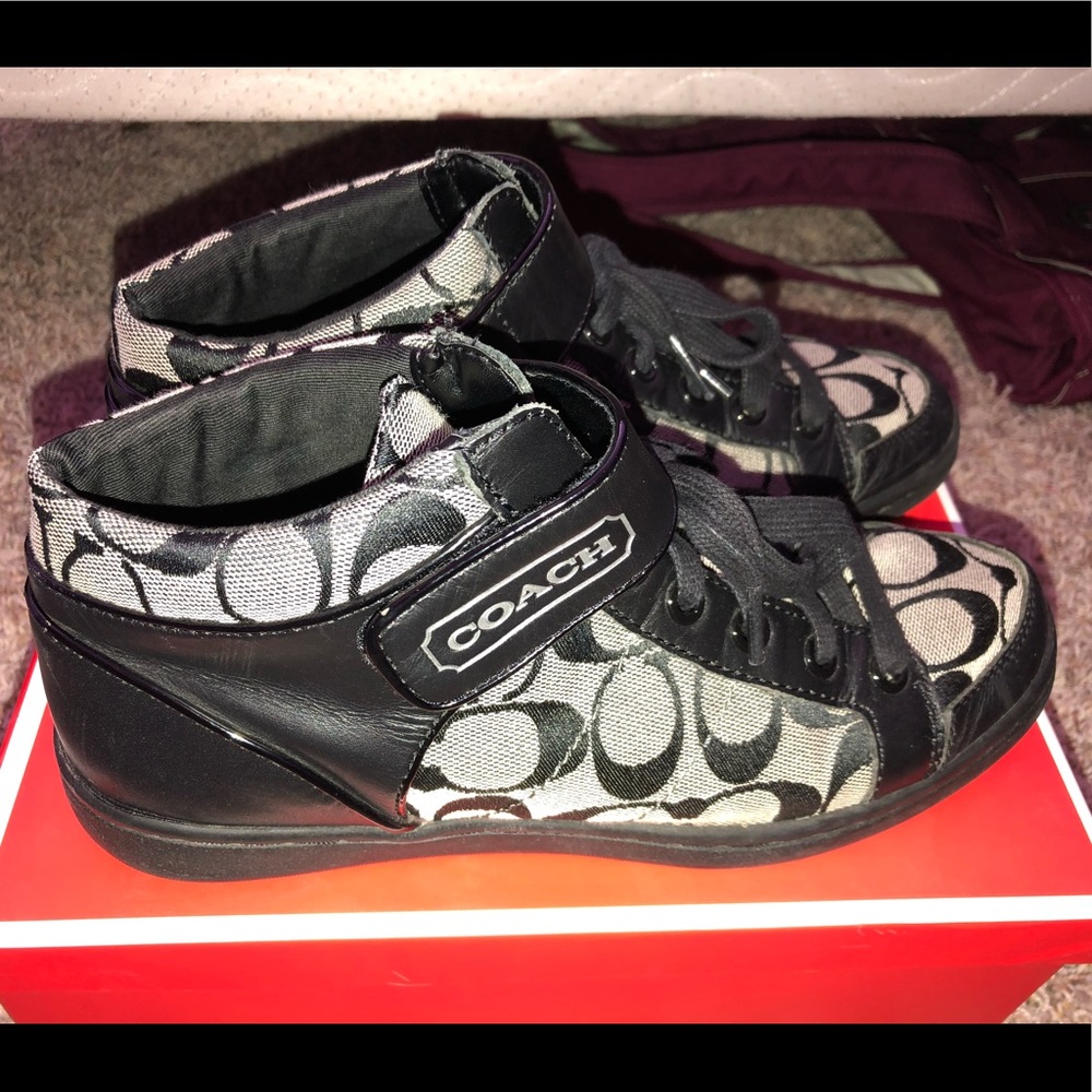 Coach shoes!! - Picture 4 of 7